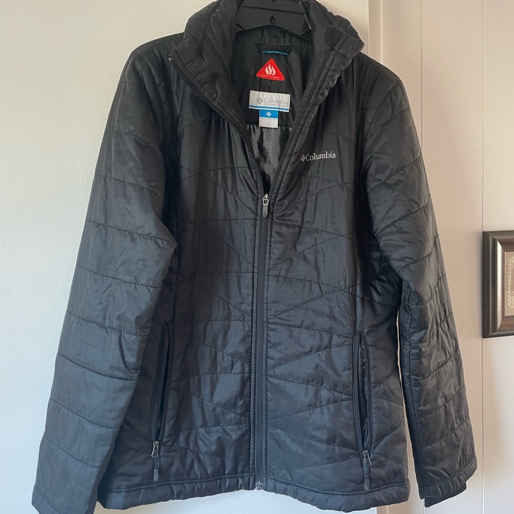 Columbia Black Light Weight Quilted Jacket